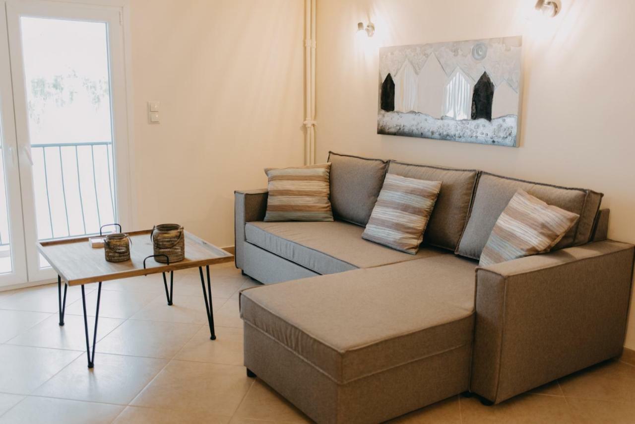 Best House, Central Luxury Apartment, Agiou Nikolaou, Patra Exterior foto
