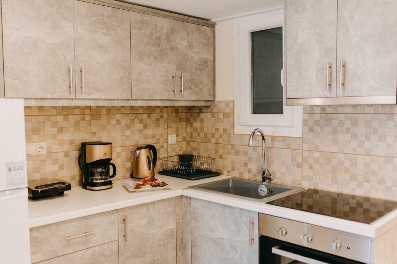 Best House, Central Luxury Apartment, Agiou Nikolaou, Patra Exterior foto